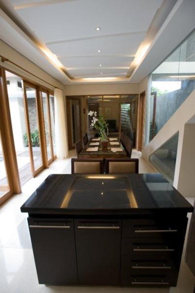 Villa Travis Seminyak Dış mekan fotoğraf