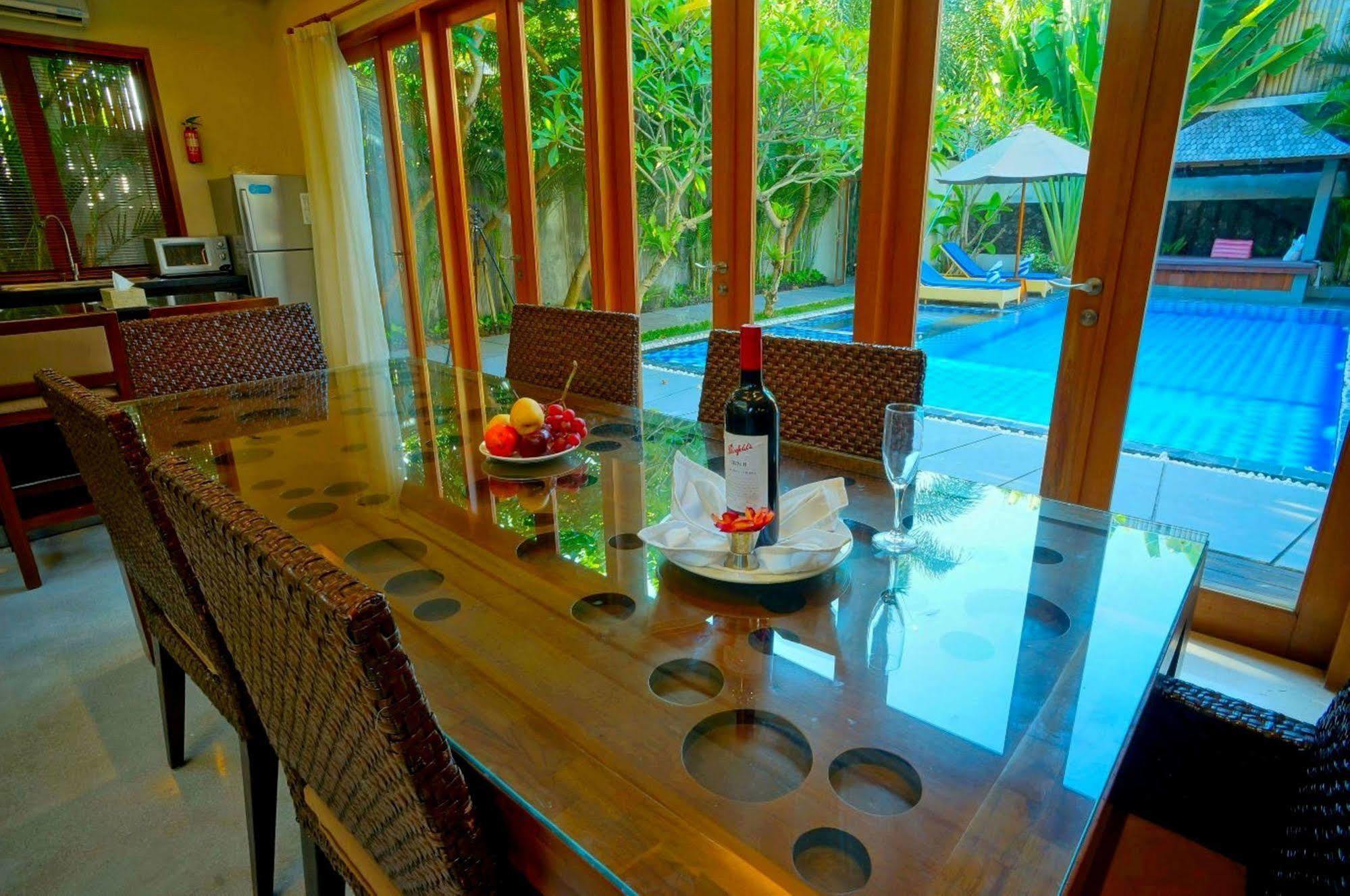 Villa Travis Seminyak Dış mekan fotoğraf