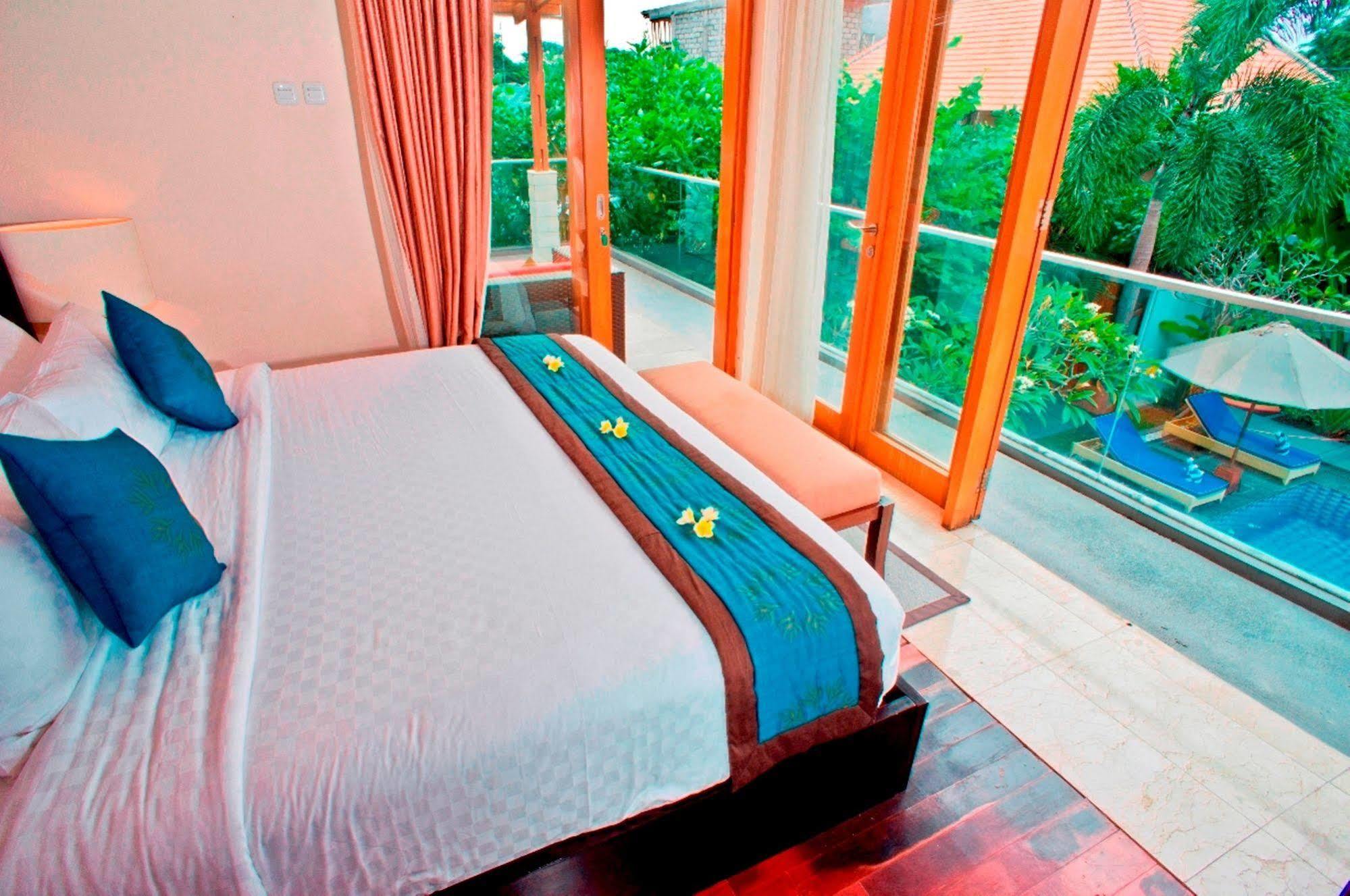 Villa Travis Seminyak Dış mekan fotoğraf